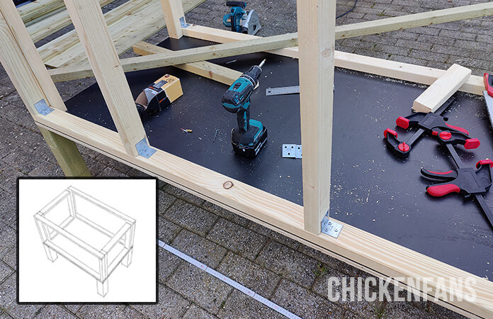 reinforcement of frame on the back of the coop